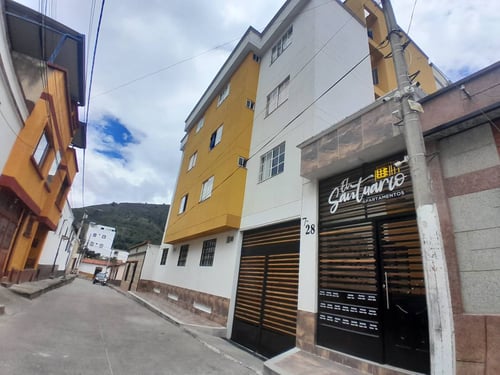ARRIENDO Apartamento 3 Habitaciones El Humilladero - Edificio Santuario Piso 3