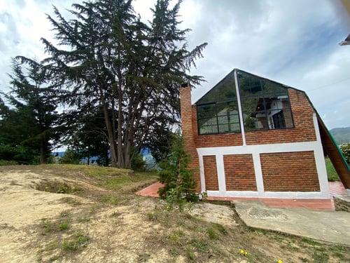 ARRIENDO CHALET EL REFUGIO DEL CIPRES - Por días con capacidad hasta de 6 personas