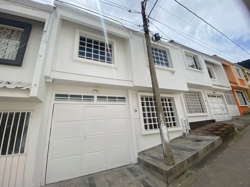 ARRIENDO CASA Urb. Augusto Ramírez